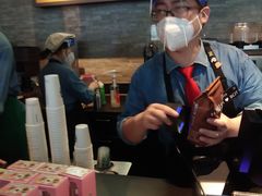 -星巴克臻选(周浦万达店)