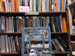 -斯多格书乡(北京大学畅春园店)