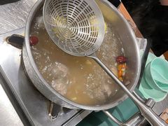 -潮界(LU·ONE凯德晶萃广场店)