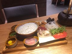 蒙自过桥米线-麦麦山云南菜(复地活力城店)