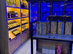 -唯爱KTV聚会餐厅(仙林东城汇店)