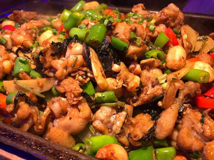 蛙来哒炭烧牛蛙(府城店)-"【说在前头】 #海口美食攻略##王子探店.