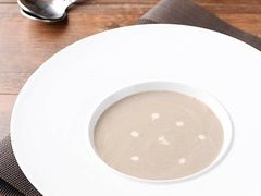 -外滩风尚(漪汾街店)