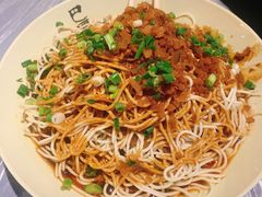 凉面-巴厘龙虾·榜首油焖大虾(洞庭·艺术洋房店)