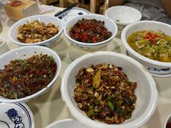 -笨罗卜浏阳菜馆(太平街店)