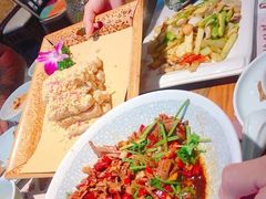 -黄泥岗·地道湖北菜(奥特莱斯店)