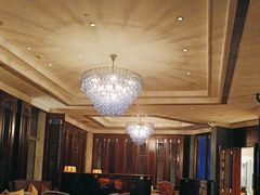 -龙虾酒吧扒房(宁波香格里拉店)