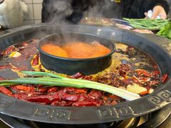 -黄潇洒老火锅(九眼桥宏济巷店)