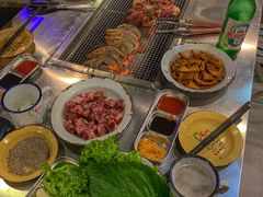 -马路牙子烧烤音乐酒馆(望京店)