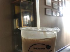 -85度C(生甜甜圈研究工坊·上海局门店)
