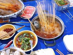 -马路边边串串香(苗栗路店)