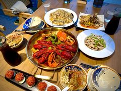 -臻鲜燕海鲜融合餐厅(金陵style店)