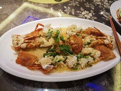 -荣誉海鲜酒楼(海湾店)