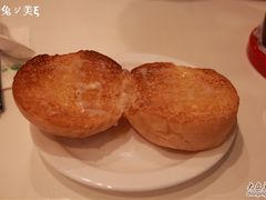 猪仔包-翠华餐厅(山顶道店)