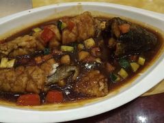 松子鱼-琼菜坊·无鸡不成宴·海南菜老爸茶糟粕醋(海口骑楼老街店)