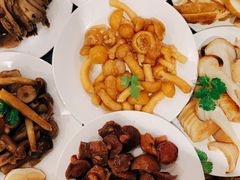 -天宜隆蘑菇宴火锅(石景山旗舰店)