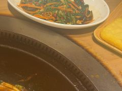 -咱屯子铁锅炖直营店(保利店)