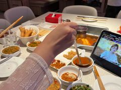 -海底捞火锅(杭州庆春路夜宵主题店)