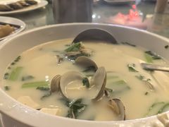 -鹏城人家海鲜酒家·23年老字号(较场尾店)