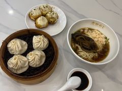 -老西白点心店