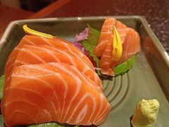 厚切三文鱼刺身-摩打食堂(壹方中心店)