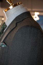 -优刻西服西装定制(金轮国际广场店)