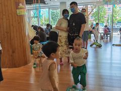 -乐融婴幼儿成长中心(四季青校区)