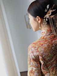 -艾米丽婚纱礼服