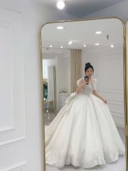 -艺憬婚纱礼服·造型(二七万达店)