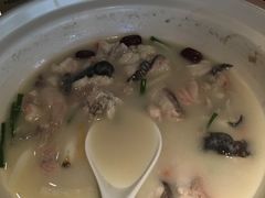 三峡江团鱼炖汤-老阿爸鲜鱼土菜(昆山花桥店)