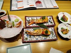 -花和海鲜自助(梅江店)