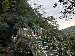 -三叠泉瀑布