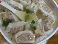 -南城香·饭香串香馄饨香(青年路店)