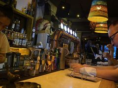 -城墙外BAR
