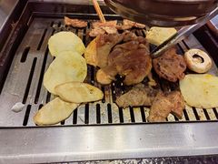 -臻牛烤肉