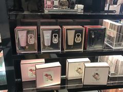-Victoria's Secret(杭州湖滨银泰in77店)