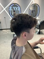 -丝语萱形象