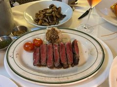 -MONICH牛排融合餐厅(和义大道购物中心店)