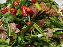 葱香麻辣牛肉-东北一家人(友谊街店)