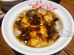 -渝是乎酸菜鱼(龙旗购物中心店)