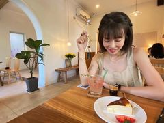 -花苑里咖啡(威远店)