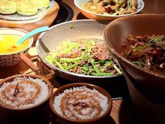 -吃饭皇帝大土家民族菜(荟聚店)