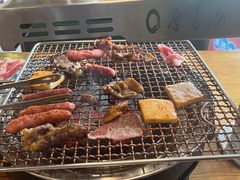 -合易泓烤肉·海肠捞饭(火车站店)
