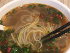 红烧牛肉粉-夏雪花·手工拉面(南油店)