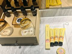-上海中航虹桥机场泊悦酒店