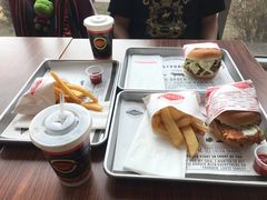 -FATBURGER 特富客汉堡(外交公寓店)