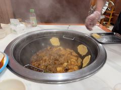 -哈尔滨东北铁锅炖(都督街店)