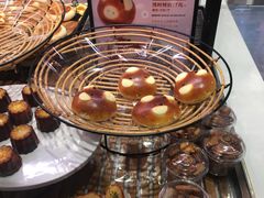 -巴黎贝甜(大宁国际商业广场店)