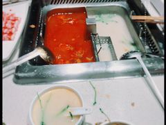 -海底捞火锅鲜切牛肉主题店(长寿路店)