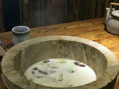 -滇香肴·云南菜蒸汽石锅鱼(云南北路店)
